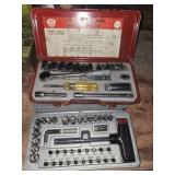 Lot of 2 tool sets