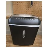 Aurora WM830XA paper shredder