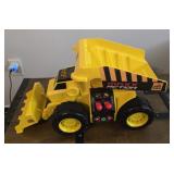 Maxx action Dig tractor