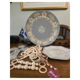 Lot of beads cross charger plates