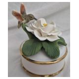 Teleflora porcelain music box