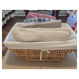 Linen Lined Wicker Basket with 6 Throw Blankets