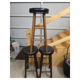 Lot of 3 bar stools
