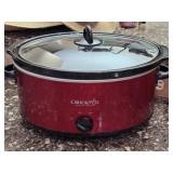 Red Crock Pot with Lid