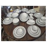 Noritake 6340 silvester 13 place setting