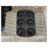 3 pc of Metal Bundt Pan & Corn Bread Pans
