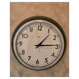 S & N Trademark Vintage Round Wall Clock
