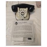Vintage MFG rotary phone