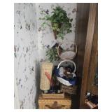 Estate lot of baskets