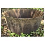 Cast iron pot