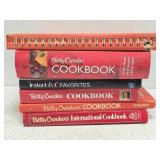 Lot of Betty Crocker & Instant Pot Cookbooks