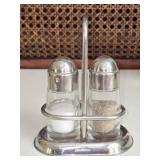 Salt and pepper shakers possibly Vintage