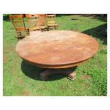 Round Pedestal Dining Room Table