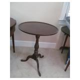 Queen Anne Plant Accent or Side Table