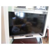 32' Toshiba Fire TV w/ Remote