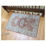 Small Area Rug 2.5 x 4 Feet Wool India