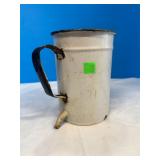 Maple syrup bucket