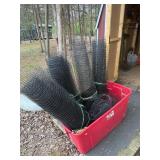 Tote of screen mesh