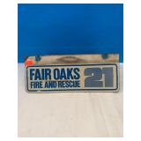 Fair Oaks Tag Topper