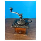 Coffee Grinder with Drawer, Base Crack