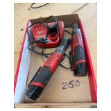 Milwaukie 1/4" & 3/8" Ratchets & Charger