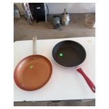 (2) Frying Skillets (one is 10")