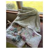 Bed Comforter w/ Bed skirt