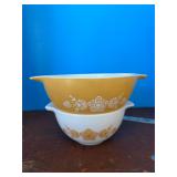 Pyrex Butterfly Gold Cinderella Nesting Bowls