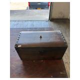Small Box Chest (8 x 8 x 15)