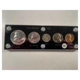 1952 PROOF SET IN CAPITAL PLASTIC HOLDER