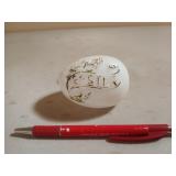 Milk glass Easter egg 2.5 x 3