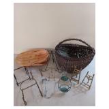 Two cute baskets and lots of metal easel displays