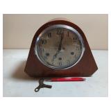 Mantle clock w/ key works 8.5 x 11 x 4.5