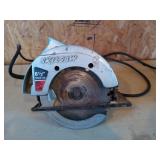 Skilsaw 6.5" circular saw, works