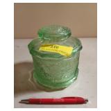 Beautiful green glass candy dish w/ lid 6 x 5.5