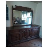 Oak 9 drawer 2 door dresser w/ mirror 73.5x75x20