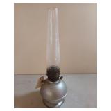 Handlan kerosene lamp 21"