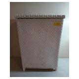 Wicker hamper 24x17x10