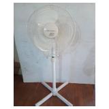 Windermere 3 speed stand fan, works