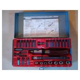 Allied 32 Pc reversible ratchet driver set in case