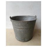 Galvanized pail with handle 9 x 10.5