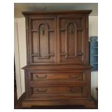 Oak 2 door 6 drawer chest 56.5x42x20