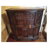 Spanish oak 3 door side server cabinet 40x35x17