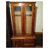 Cedar 8 gun cabinet w/ key 71 x 38 x 17