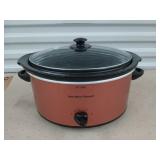 Hamilton Beach oval slow cooker, works