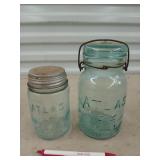 2 Atlas glass jars, zinc lid