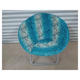 Round folding lounge chair