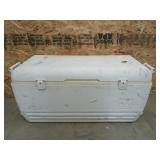 Igloo 100+ quart cooler