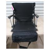 Folding stadium seat 18" width