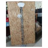 72" floor lamp, works